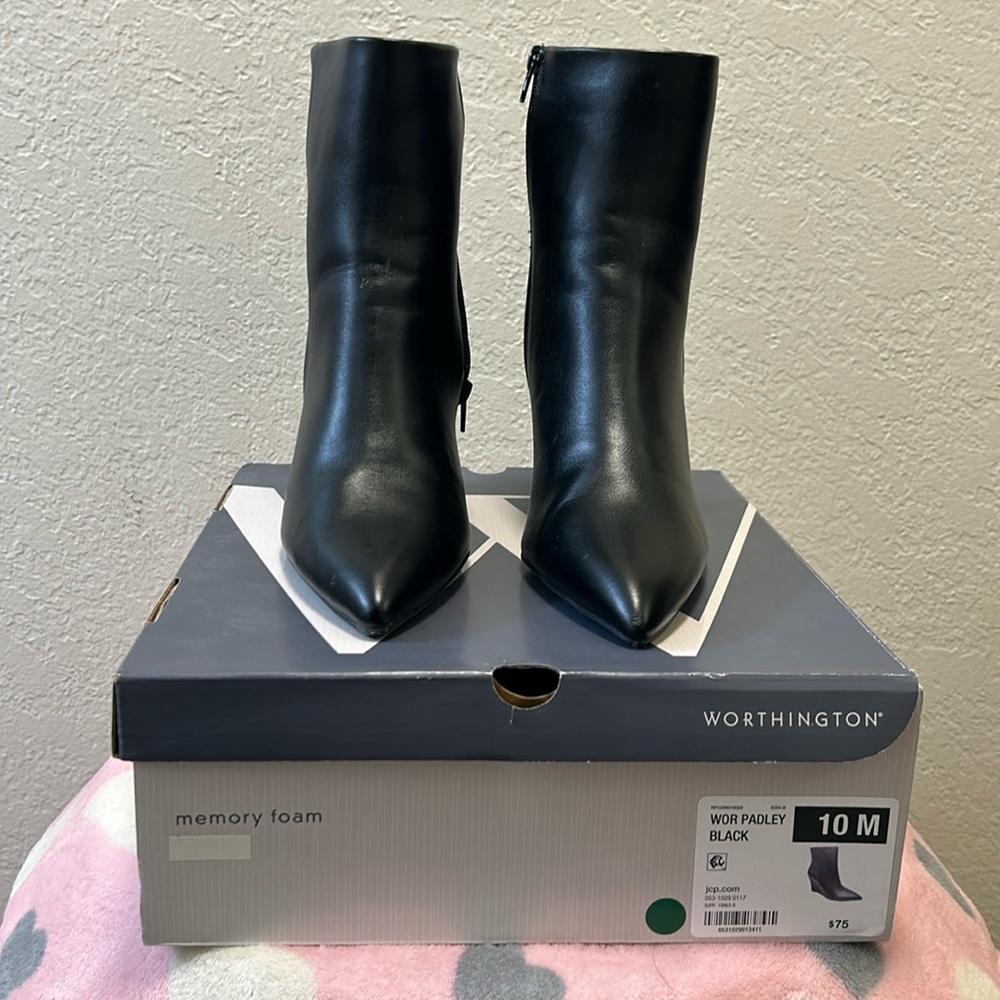 WORTHINGTON PADLEY BLACK ANKLE BOOTS